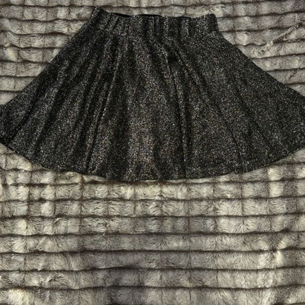 NWOT Women’s SHEIN Medium Elegant Black Glitter Skirt